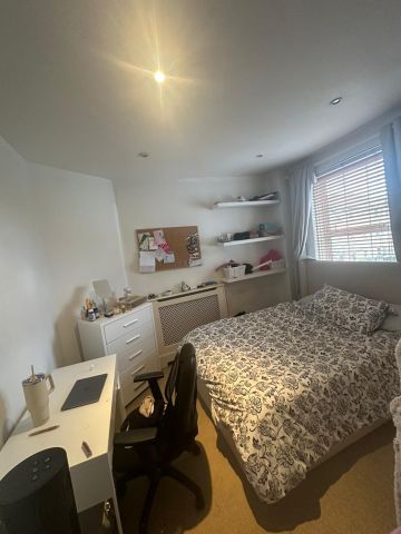 3 Bed Maisonette, North Worple Way, SW14 - Photo 5