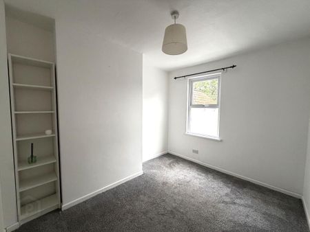 18 Belmont Avenue, Belfast, BT4 3DD - Photo 3