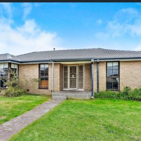 Cozy family home in central location! - Photo 1