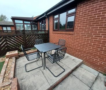 2 bedroom bungalow to rent - Photo 2