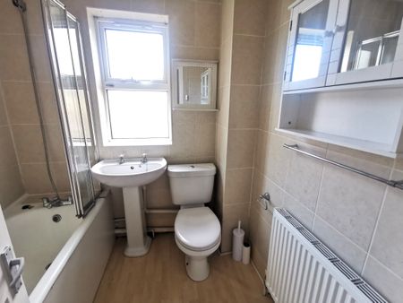 Top, 11 Spindle Tree Court - Photo 5