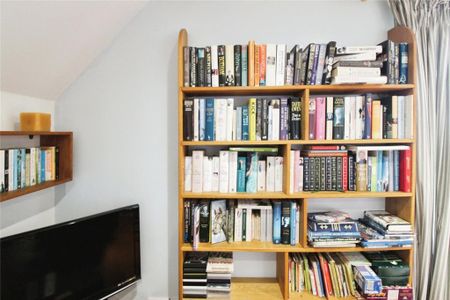 1 bedroom detached house to rent - Photo 5