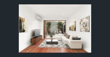 TIMELESS WOOLLAHRA TERRACE, STEPS FROM QUEEN STREET VILLAGE - Photo 3