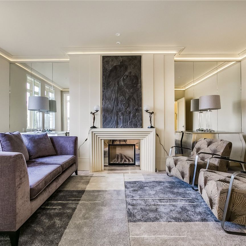 Norland Square Mansions, Holland Park, W11, London - Photo 1