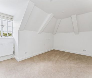 5 bedroom manor house to rent - Photo 2