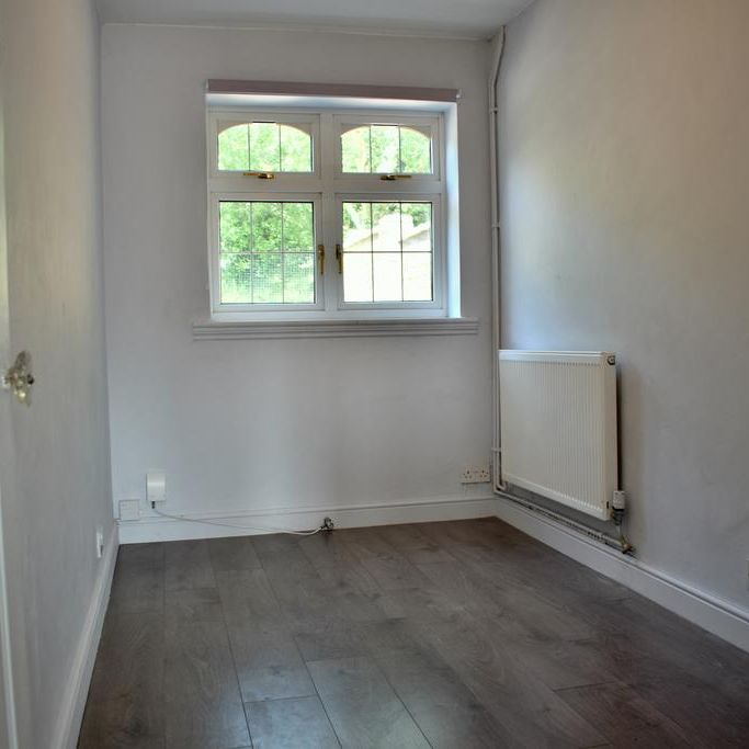 3 bedroom end of terrace house to rent - Photo 1