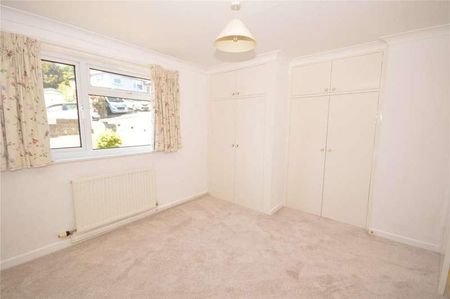 Townsend Avenue, Seaton, EX12 - Photo 2