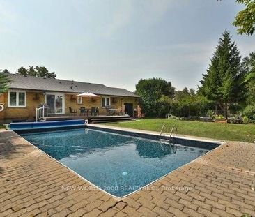 For Lease - 10 Suburban Drive, Mississauga, Ontario - Photo 4
