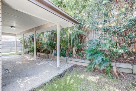 19 Parkview Street, Bahrs Scrub QLD 4207 - House For Rent | Domain - Photo 4