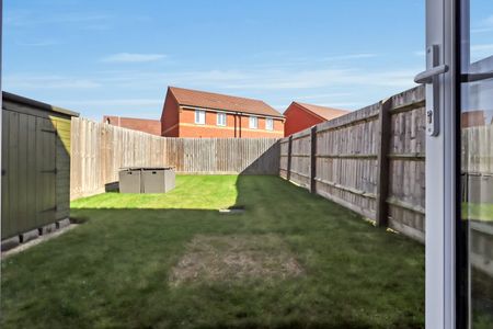 2 Bedroom - Photo 3