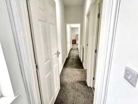 2 bed upper flat to rent in NE24 - Photo 2