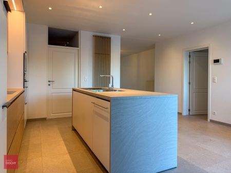 Volledig vernieuwde BURGERWONING met alle modern comfort | Kortrijkseweg 317 - Photo 2