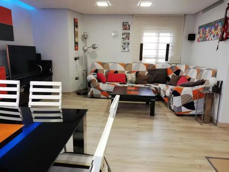 Calle de Manuela Malasaña, Madrid, Community of Madrid 28004 - Photo 5