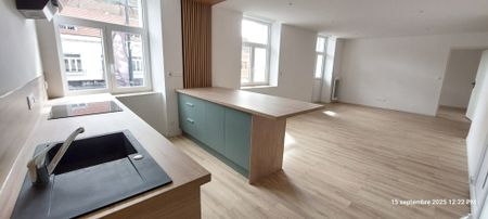 Location Appartement 3 pièces 83m² CAMBRAI 59400 - Photo 4