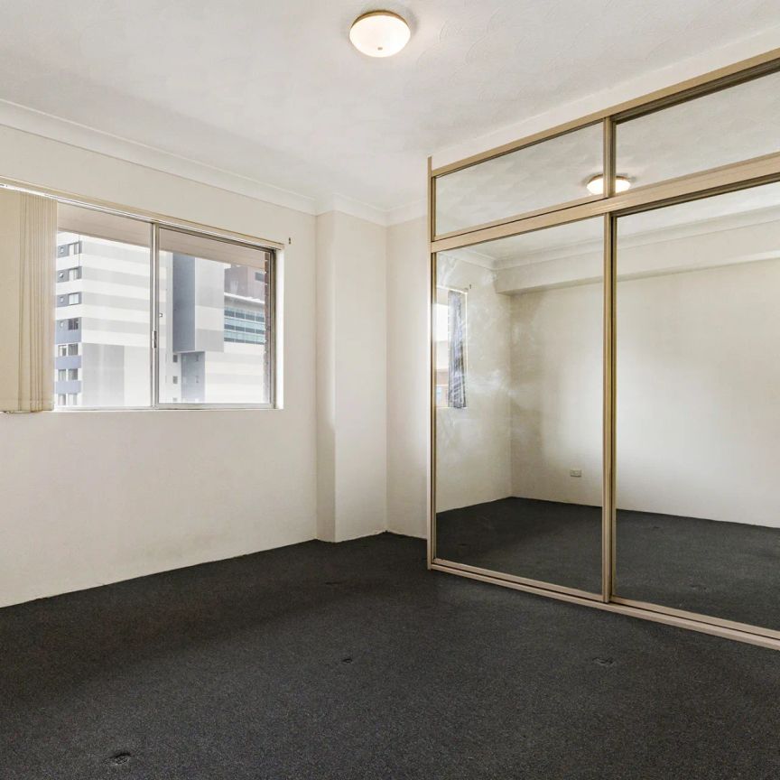 CBD LOCATION - Photo 1