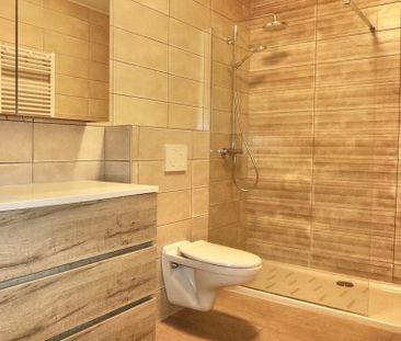 Appartement te huur in Eeklo voor € 850 met 2 slaapkamers - Foto 3