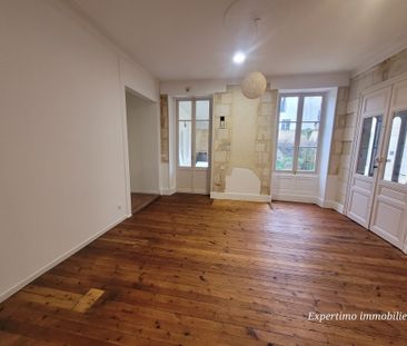 APPARTEMENT PLAIN PIED CENTRE VILLE AVEC COUR - Photo 2