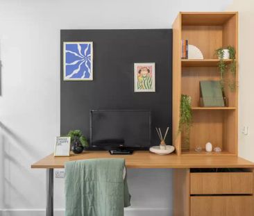 Classic 4 Bed Apartment - Photo 4