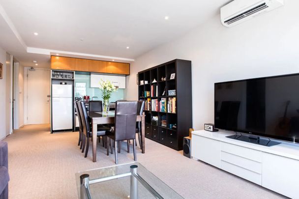 Unit 32/220 Barkly Street, St Kilda. - Photo 1