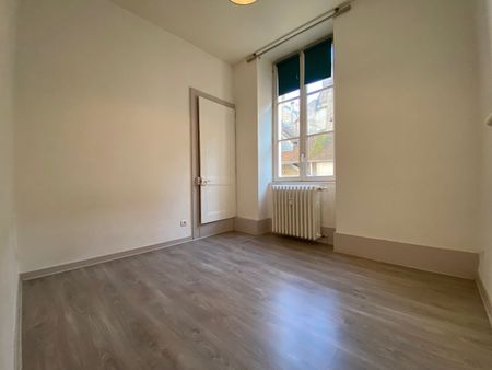 Location Appartement 2 pièces 70m² BESANCON 25000 - Photo 5