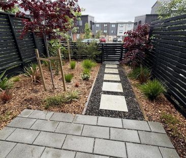 2 bedroom New Townhouse in Glen Eden - Photo 1