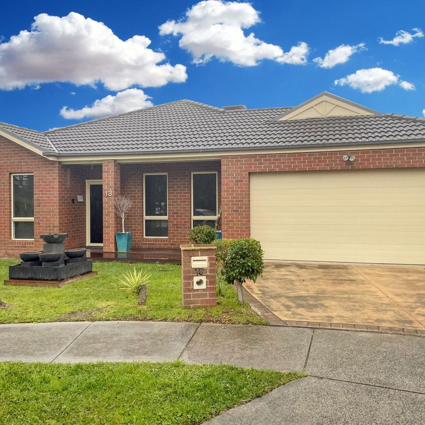 13 Honey Court Berwick VIC - Photo 1