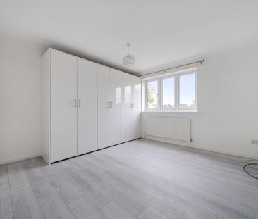 Hotham Close, Sutton At Hone, Dartford, DA4 9ET - Photo 4