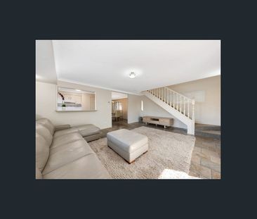 Townhouse Living with City Convenience – Walk to Everything at Holl... - Photo 2