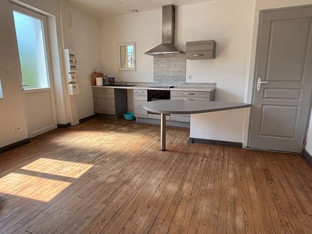 Location Maison 3 pièces 71m² - Photo 4