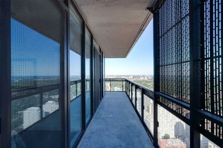 For Lease - 8 Eglinton Avenue Unit# 5011, Toronto, Ontario - Photo 5