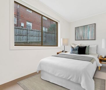 Two Bedroom Coastal Living - Photo 4