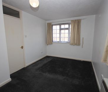 1 bedroom Terraced House to let - Photo 1