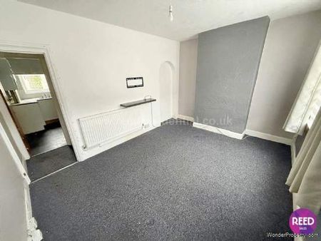 2 bedroom property to rent in Southend On Sea - Photo 4