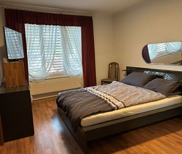 Möblierte 3.5 Zimmerwohnung mit Traumaussicht - Photo 5