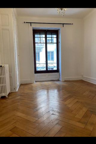 Appartement 4 pièces aux Eaux-Vives. - Photo 2