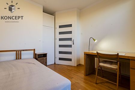 Dwupoziomowe, 4-pokojowe mieszkanie - Krzyki - Photo 3