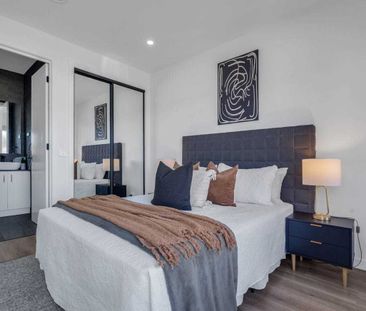 Comfortable Three-Bedroom Home with Ensuite, Ducted Heating and Spl... - Photo 6