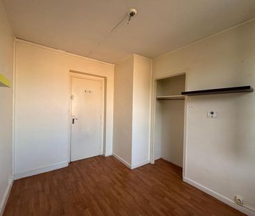 Location Appartement 4 pièces 61m² BOURG LES VALENCE 26500 - Photo 3