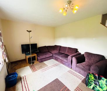 3 bedroom terraced house to rent - Photo 3