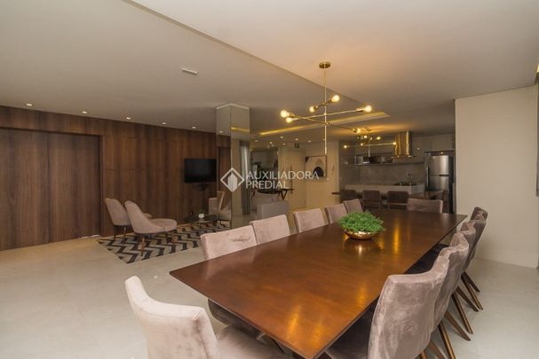 Apartamento com 2 quartos e 56m² para alugar em Higienópolis, Porto Alegre. - Photo 1