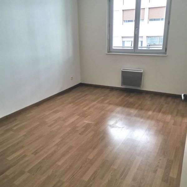 Location Appartement Clermont-Ferrand - Photo 1