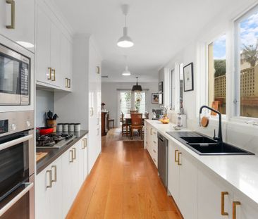 Modern Three Bedroom Home With Resort Style Amenities - Photo 6