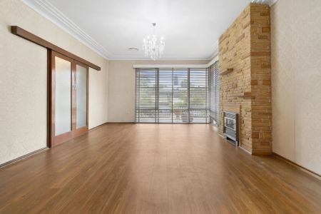 Family Comfort in Greenacre - Photo 4