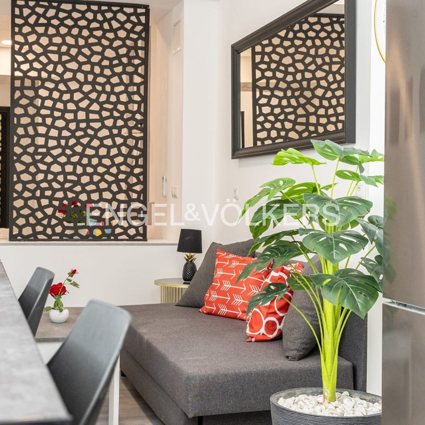 Apartamento de alquiler en Carrer de Fra Joan de Monzó, En Corts - Doctor Waksman - Photo 1