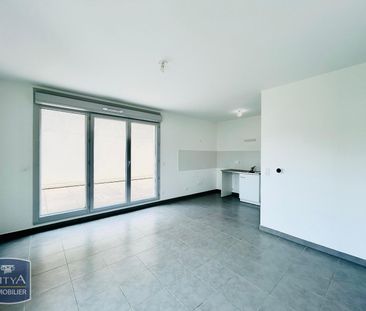 Location Appartement 2 pièces 40m² PORT DE BOUC 13110 - Photo 1