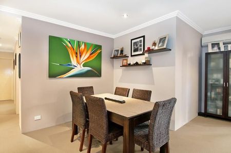 Home For Rent - Photo 3