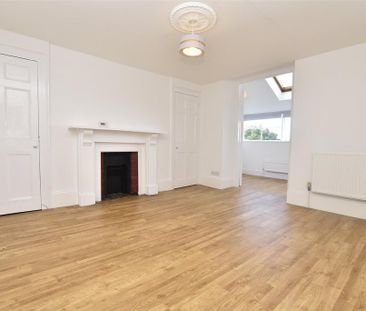 2 bedroom maisonette to rent - Photo 1