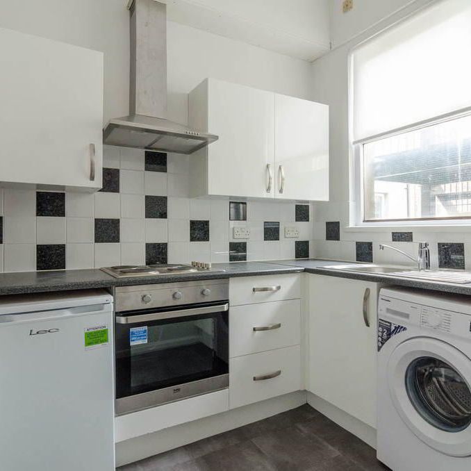 Flat 2, 5 India Street, Belfast, BT7 1LJ - Photo 1