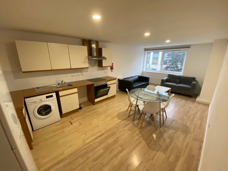Flat 29, Samara Plaza, LS2 9DU, Leeds - Photo 4