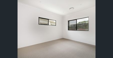 Perfectly Positioned Modern Townhouse! - Photo 2